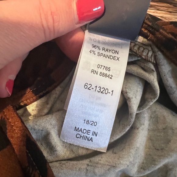 Swimsuits for All Leopard Cover Up - Picture 4 of 5